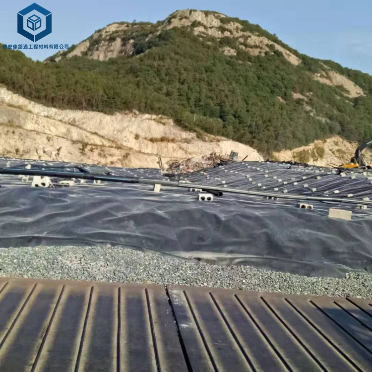 ������������w���BĤ